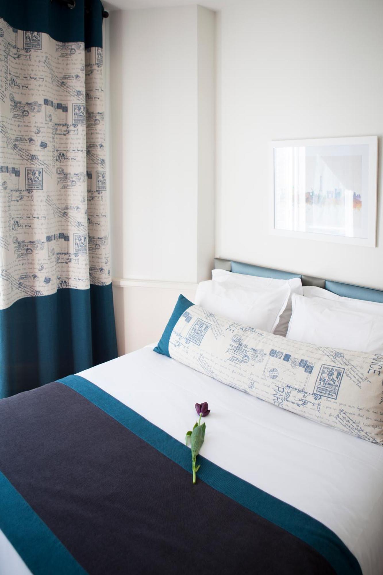 Classic Double Room Balcony,1274021437:JPEG