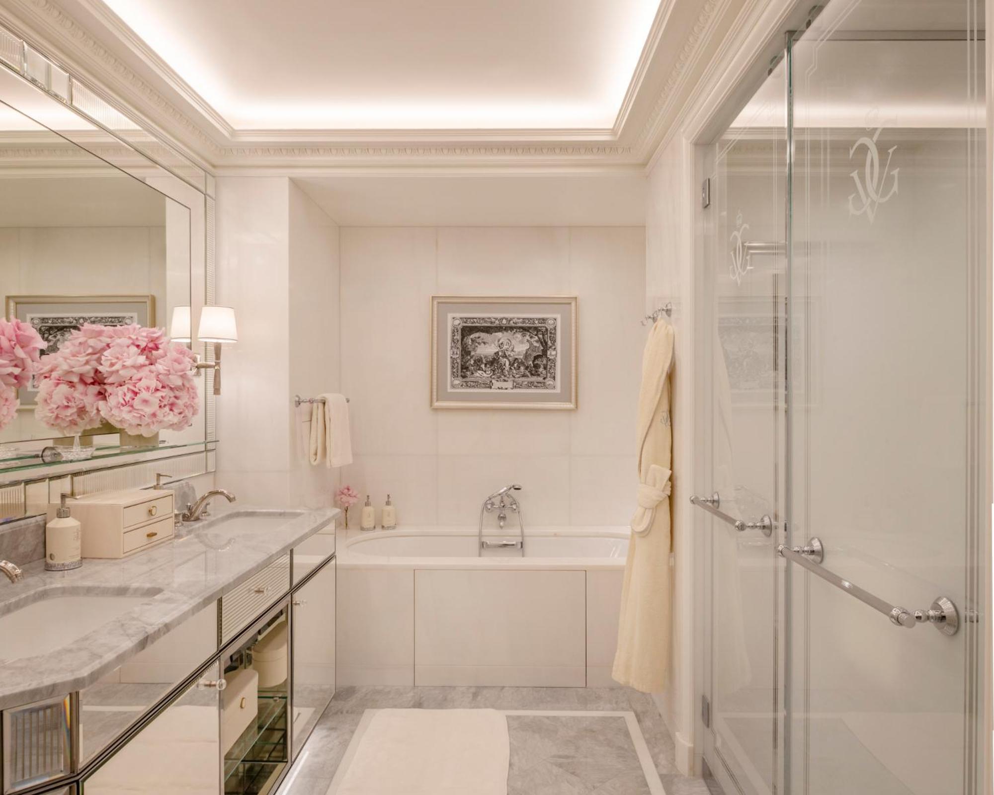 Executive Suite Two Twin