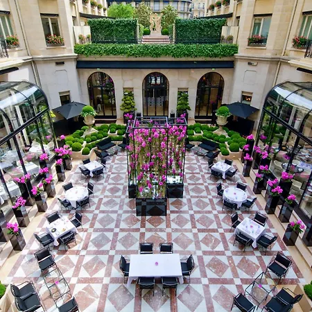 Four Seasons Hotel George V Paris-2