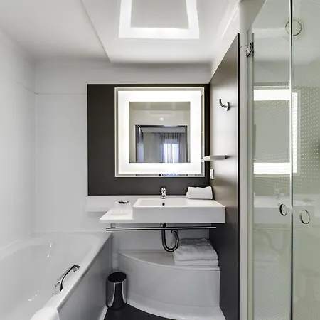 Novotel Suites Paris Montreuil Vincennes-3